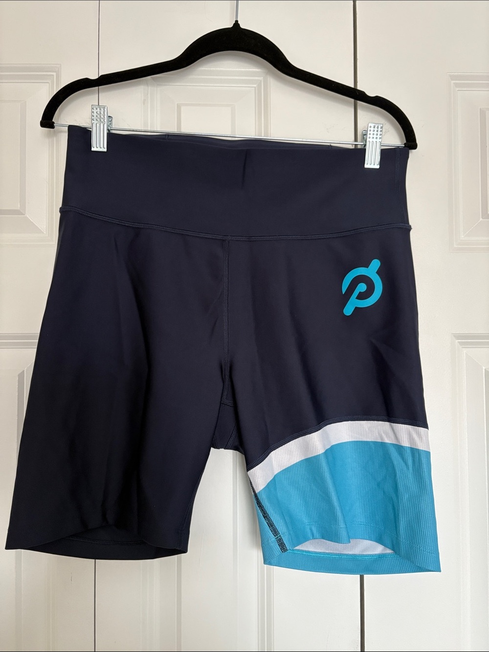 Peloton Women's Navy & Light Blue Bike Shorts - Size 1X